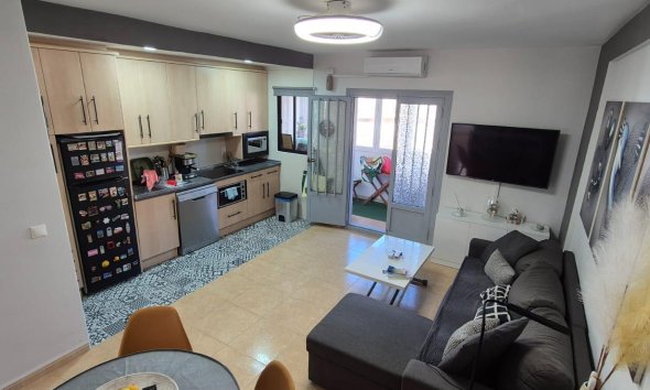 Resale - Apartment - Torrevieja - La Siesta - El Salado - Torreta