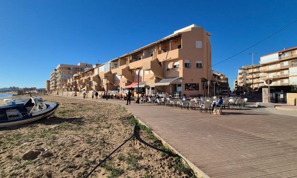 Resale - Apartment - Torrevieja - La Siesta - El Salado - Torreta