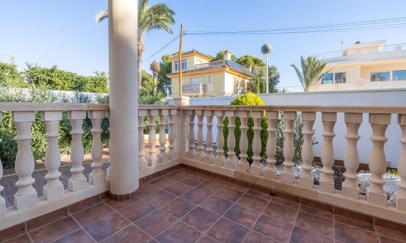 Resale - Villa - Cabo Roig - Costa blanca