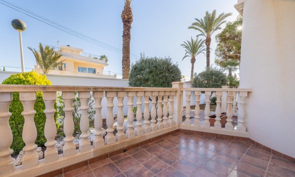 Resale - Villa - Cabo Roig - Costa blanca