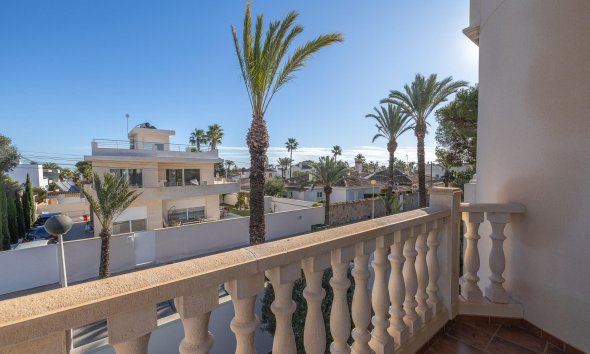 Resale - Villa - Cabo Roig - Costa blanca