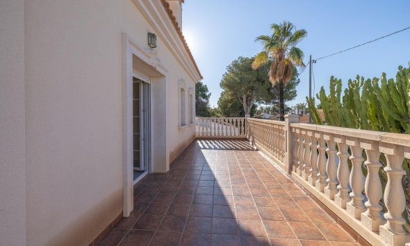 Resale - Villa - Cabo Roig - Costa blanca