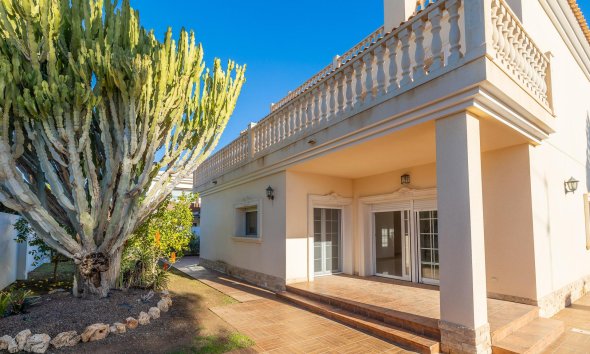 Resale - Villa - Cabo Roig - Costa blanca