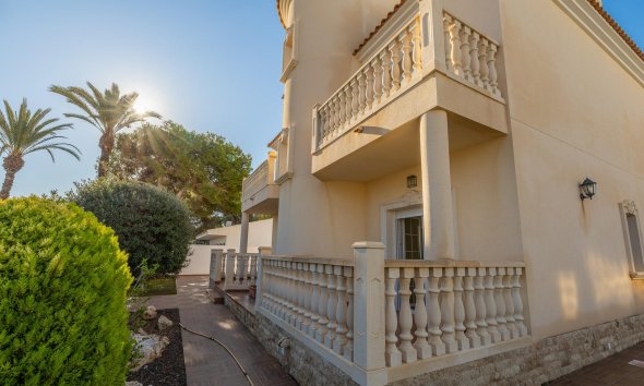 Resale - Villa - Cabo Roig - Costa blanca