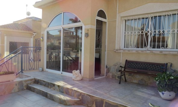 Resale - Villa - Orihuela - Urbanización Perla del Mar