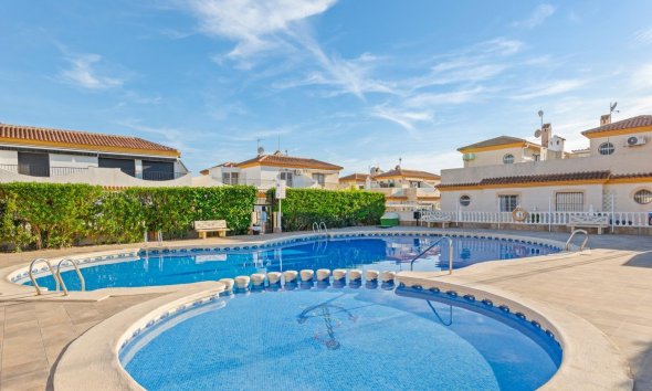 Resale - Villa - Orihuela Costa - Lomas de Cabo Roig