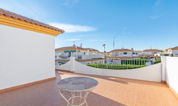 Resale - Villa - Orihuela Costa - Lomas de Cabo Roig