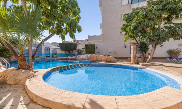 Resale - Apartment - Orihuela Costa - Cabo Roig