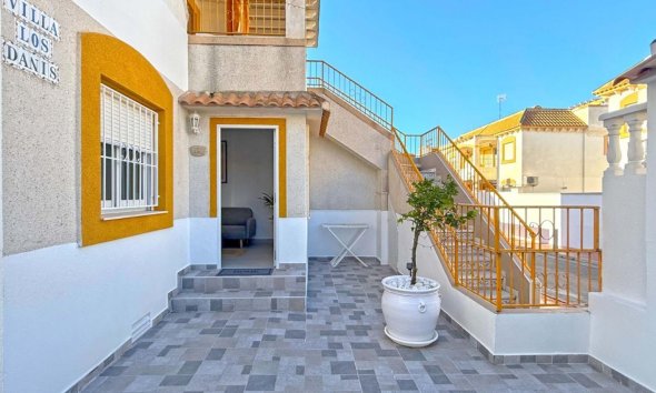 Resale - Apartment - Torrevieja - Centro