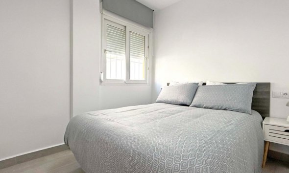 Resale - Apartment - Torrevieja - Centro