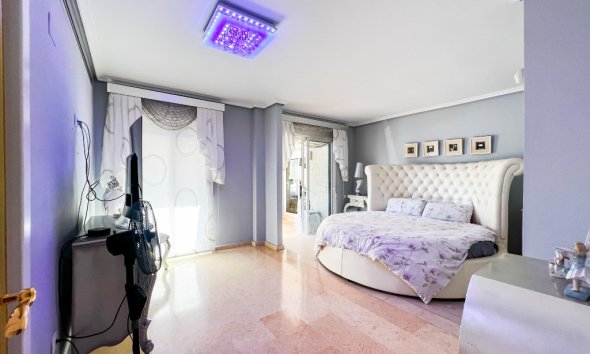 Resale - Villa - La Mata