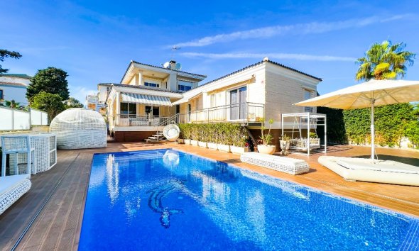 Resale - Villa - La Mata