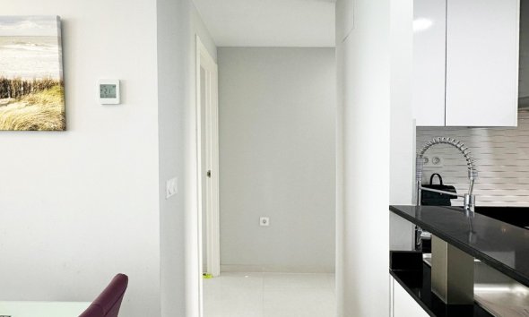 Resale - Apartment - Torrevieja - Punta Prima