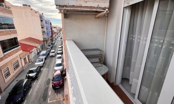 Resale - Apartment - Torrevieja - Centro