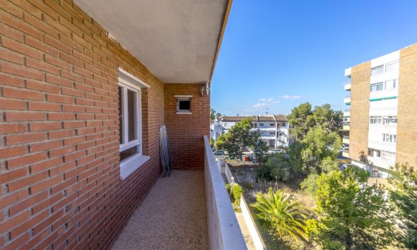 Resale - Apartment - Punta Prima