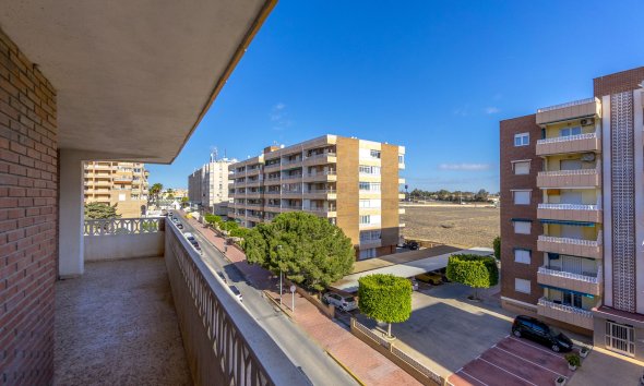 Resale - Apartment - Punta Prima