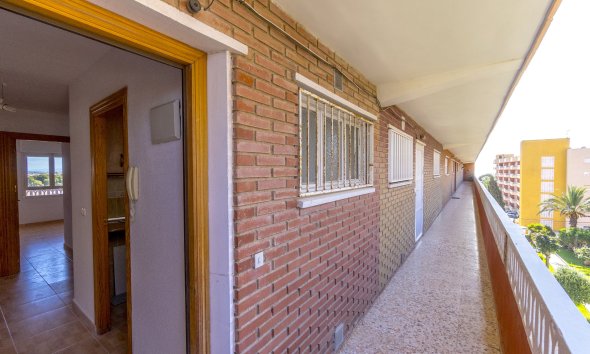 Resale - Apartment - Punta Prima