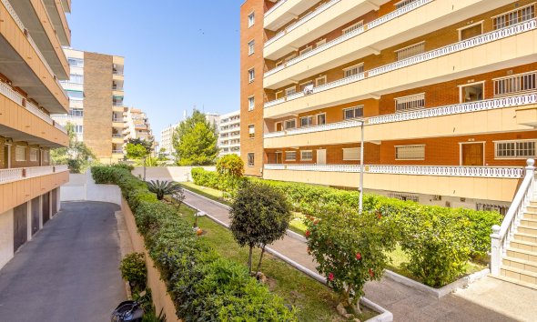 Resale - Apartment - Punta Prima