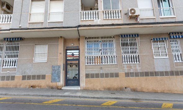 Reventa - Apartment - Torrevieja - Estacion de autobuses