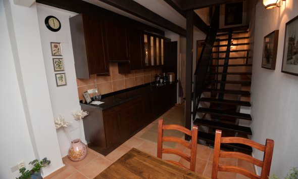 Resale - Terraced house / Townhouse - Alicante