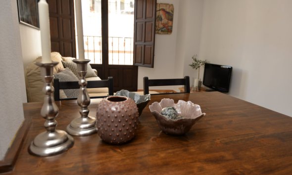 Resale - Terraced house / Townhouse - Alicante