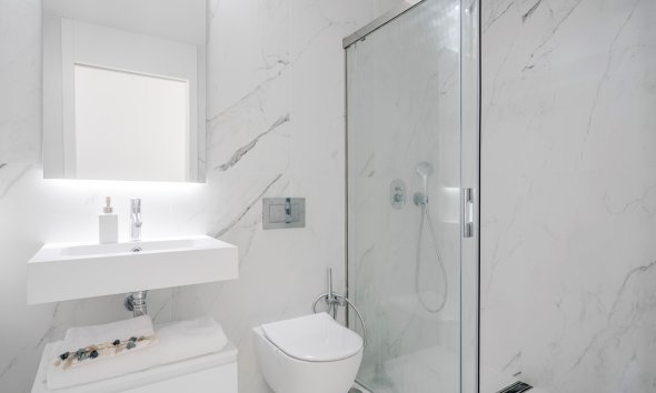 Resale - Apartament / Duplex - Benidorm