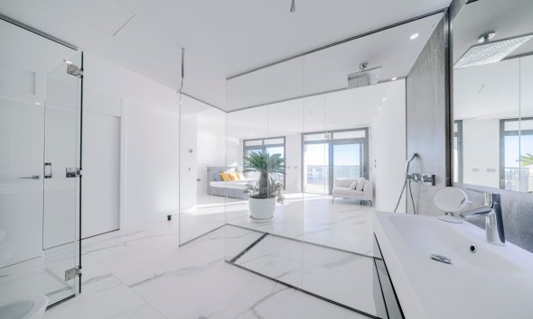 Resale - Apartament / Duplex - Benidorm