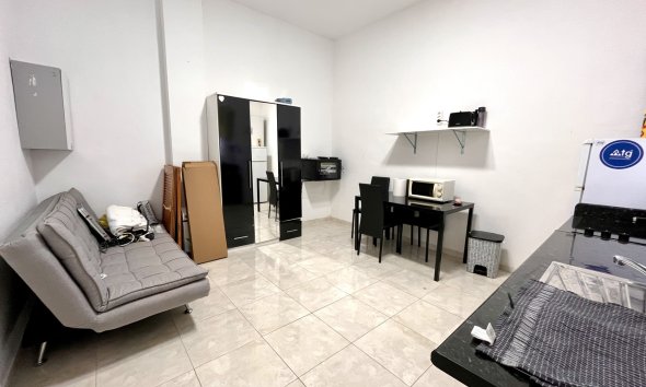 Resale - Commercial premises / Commercial unit / Retail space - Orihuela Costa - Playa Flamenca