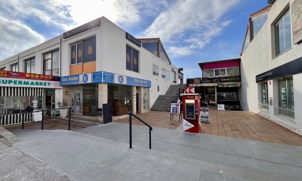 Resale - Commercial premises / Commercial unit / Retail space - Orihuela Costa - Playa Flamenca