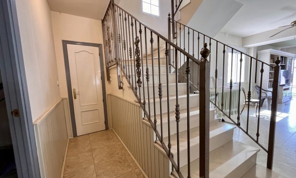 Resale - Villa - Orihuela Costa - La Zenia