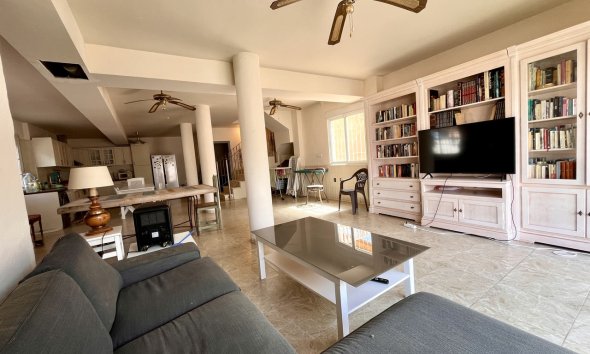 Resale - Villa - Orihuela Costa - La Zenia