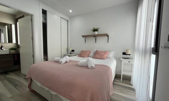 Resale - Villa - Torrevieja - Los Balcones