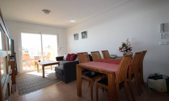 Resale - Apartment - Orihuela Costa - Campoamor