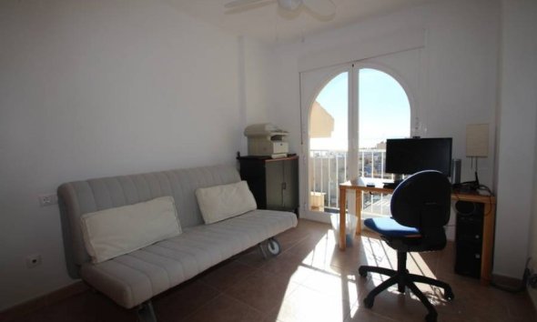 Resale - Apartment - Orihuela Costa - Campoamor