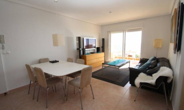 Resale - Apartment - Orihuela Costa - Campoamor