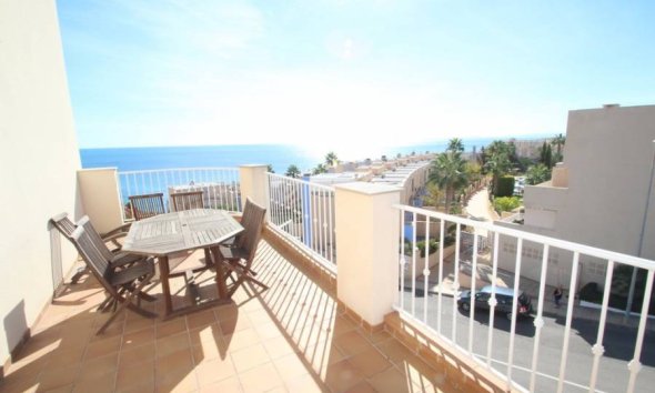 Resale - Apartment - Orihuela Costa - Campoamor