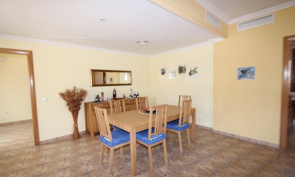 Resale - Estate / Farm / Plot - Cartagena - La Manga del Mar Menor