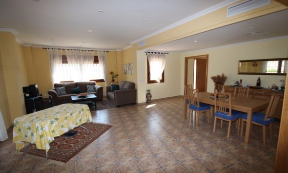 Resale - Estate / Farm / Plot - Cartagena - La Manga del Mar Menor