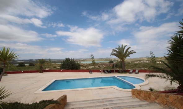 Resale - Estate / Farm / Plot - Orihuela - Torremendo