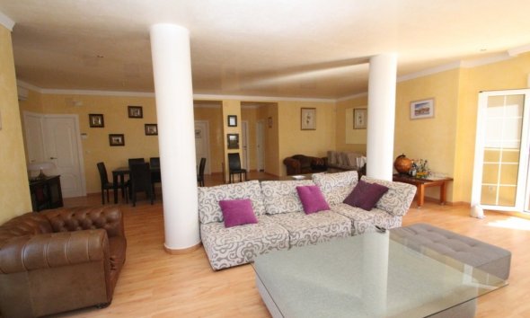 Resale - Villa - Orihuela Costa - Cabo Roig