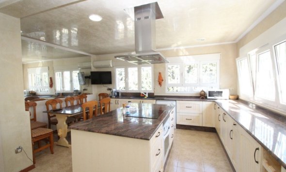 Resale - Villa - Orihuela Costa - Cabo Roig