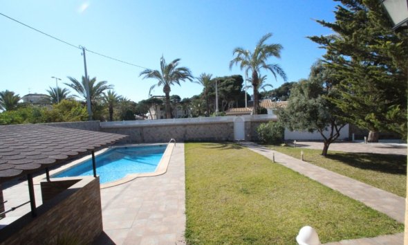 Resale - Villa - Orihuela Costa - Cabo Roig