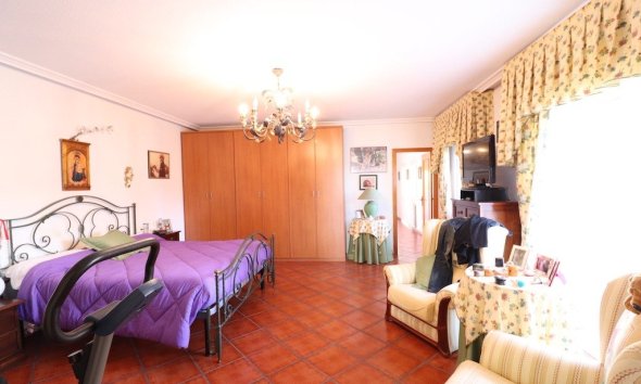 Resale - Villa - Torrevieja - El chaparral