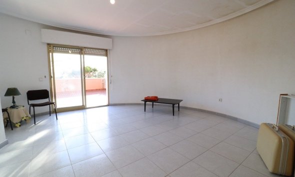 Resale - Villa - Torrevieja - El chaparral