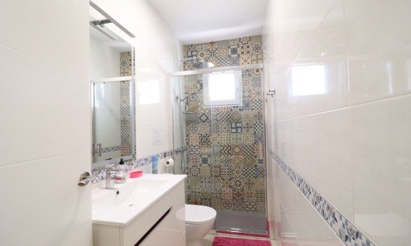 Resale - Villa - Torrevieja - El chaparral