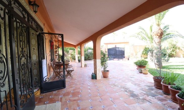 Resale - Villa - Torrevieja - El chaparral