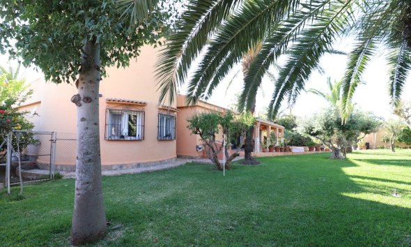 Resale - Villa - Torrevieja - El chaparral
