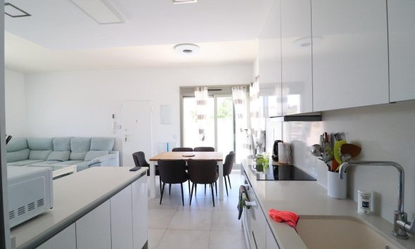 Resale - Villa - San Miguel de Salinas - Urbanizaciones