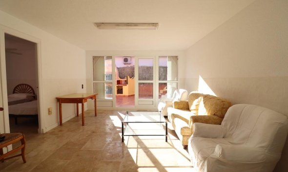 Resale - Villa - Orihuela Costa - MUY CERCA DE LA PLAYA