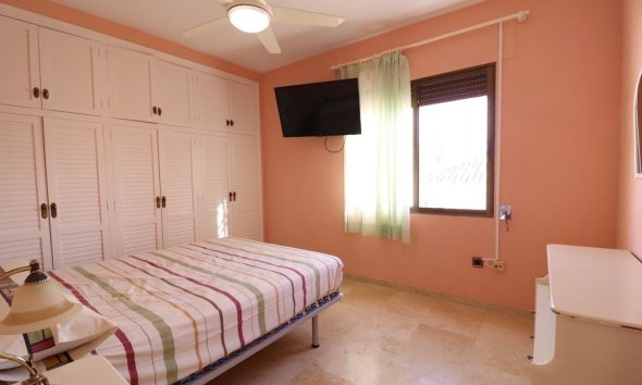 Resale - Villa - Orihuela Costa - MUY CERCA DE LA PLAYA